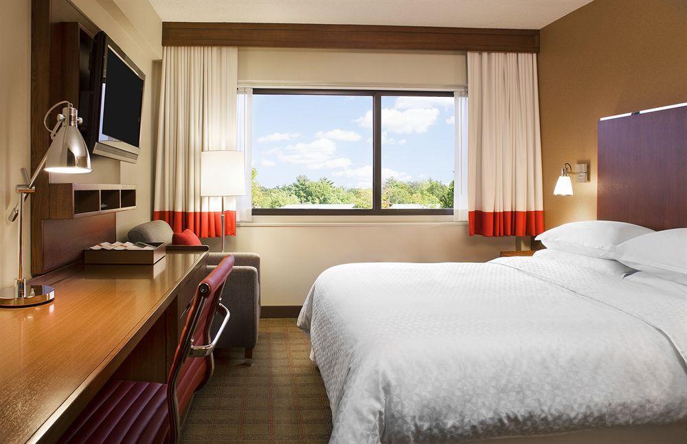 Four Points By Sheraton London Exterior foto